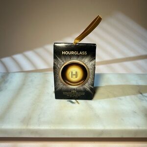 Hourglass Veil™ Translucent Setting Powder Travel Size BNIB